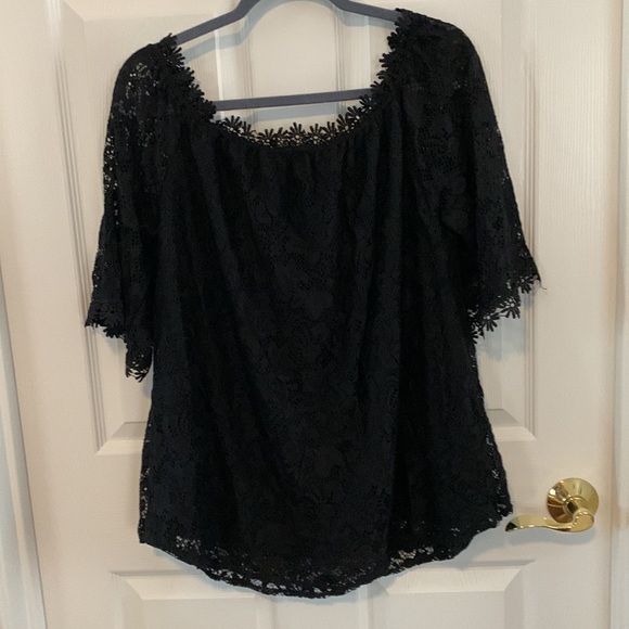 NWT Miholl Black Lacy top with lining and sheer sleeves size XXl - Picture 6 of 6